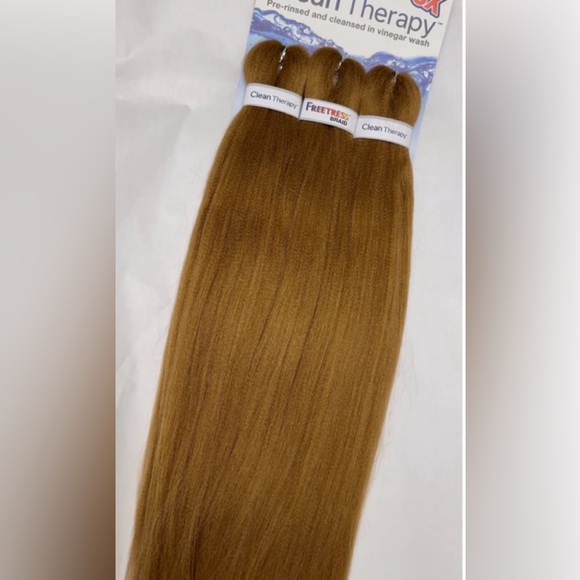 Freetress, Clean Therapy Shake, and Go Hair. - Picture 2 of 7